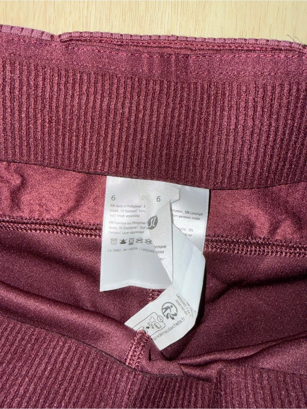 lululemon athletica stretch wine flared